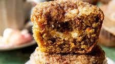 Cream Cheese Swirled Cinnamon Carrot Cake Muffins