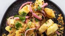 Crisped-Up Yuca con Mojo