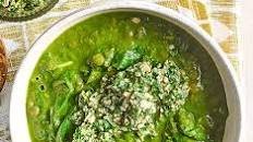 Curried spinach & lentil soup