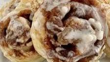 Easy Puff Pastry Chocolate Chip Mini Cinnamon Rolls