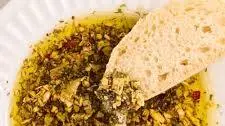 Garlic and Herb Bread Dipping Oil