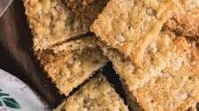 Garlic and Herb Sourdough Discard Crackers