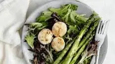 Grilled Scallops with Asparagus