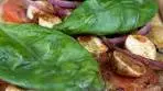 Homemade Caprese Pizza | pizza, Caprese salad ...