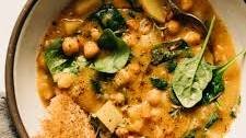 Lemony Chickpea Soup with Spinach & Potatoes
