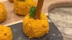 Mini Pumpkin Cheese Balls 😋🧀🥨 an impressive fall appetizer ...