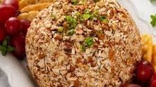 Pineapple Pecan Cheese Ball