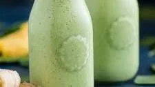 Pineapple Spinach Green Smoothie