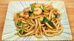 SHRIMP UDON NOODLES | Stir Fried Garlic Udon Noodles ...
