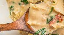 Slow Cooker White Lasagna Soup