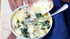 Spicy Italian Sausage & Potato Soup (Zuppa Toscana)
