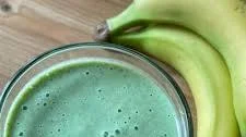 Tropical Green Smoothie 🥭🍌
