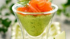 Avocado and lime mousse with smoked salmon