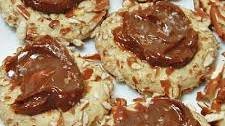 CARAMEL PRETZEL THUMBPRINT COOKIES