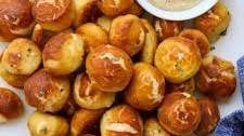 Cheddar Rosemary Pretzel Bites