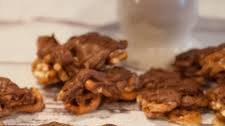Chocolate Caramel Pretzel Clusters