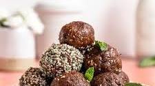 Chocolate Mint Bliss Balls