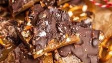 Christmas Crack with Pretzels