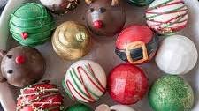 Christmas Hot Chocolate Bombs