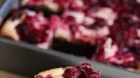Cranberry cheesecake brownies