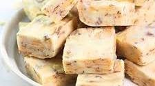 Easy White Chocolate Fudge With Almonds