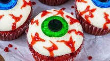Eyeball Cupcakes
