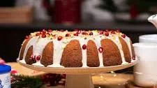 Gingerbread Bundt Cake con glassa al latte
