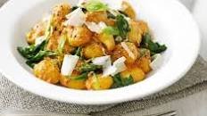 Gnocchi with creamy tomato & spinach sauce