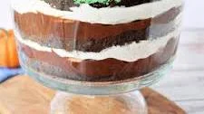 Halloween Graveyard Dessert Trifle