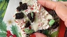 How to Make Peppermint Bark Christmas Cracker Toffee