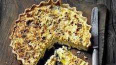 Leek, ricotta & gruyère tart