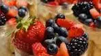 LEMON MASCARPONE CREAM & BERRY TRIFLES Simple ...