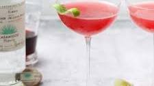Light & Fresh Pomegranate Tequila Cosmo