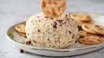 Pineapple Cheese Ball // Real Housemoms