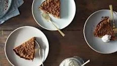 Pumpkin Pie With Gingersnap Crust & Cinnamon Whipped Cream