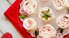 Strawberries and Cream Cheese Pinwheels