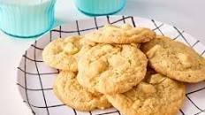 White Chocolate Macadamia Nut Cookies