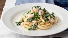 Prawn, lemon and spinach pasta