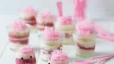 White chocolate mousse cups