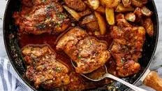 Garlic Butter Chicken Thighs and Baby Potatoes Skillet