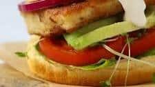 Halloumi Burger {15 Minute Meal}