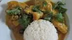 How To Prepare CHICKEN CURRY WITH YOGHURT AND ...