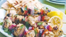 Lemon and garlic chicken kebabs