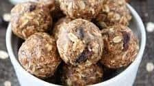 No-Bake Oatmeal Raisin Cookie Energy Bites