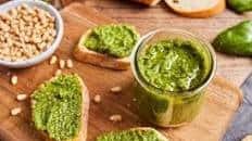 Pesto Genovese (Traditional Italian Pesto)