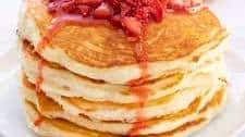 Strawberry Cheesecake Pancakes