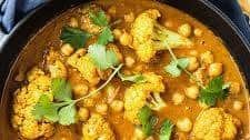 Chickpea And Cauliflower Turmeric Curry