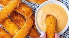 Crispy Halloumi Fries (Air Fryer, Pan Fry or Oven Baked)