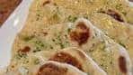 Delicious Homemade Buttery Garlic Pita Bread Recipe