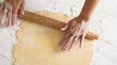 Easy Pie Dough (Crust)